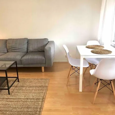 Viihtyisae Kaksio Laehellae Keskustaa Ja Yliopistoa. Apartamento *