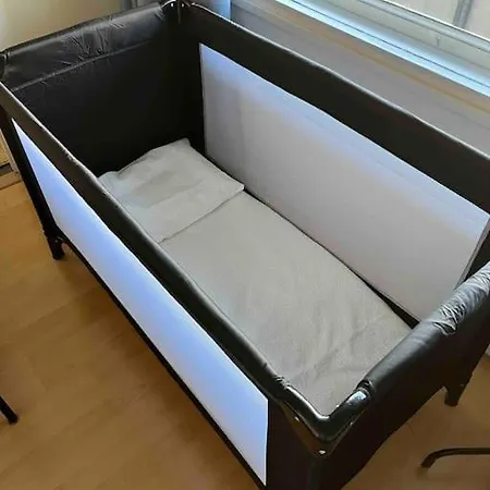 Viihtyisae Kaksio Laehellae Keskustaa Ja Yliopistoa.