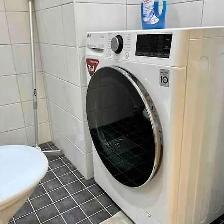 公寓 Viihtyisae Kaksio Laehellae Keskustaa Ja Yliopistoa.